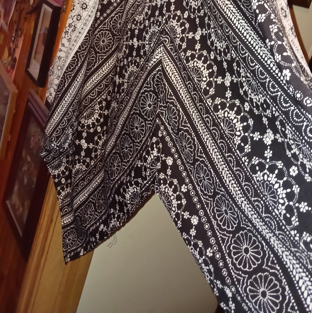 Sundress - Picture 3 of 6